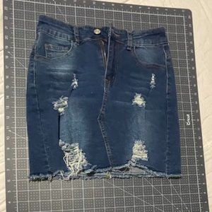 NWOT SHEIN Distressed Denim/Jean Skirt